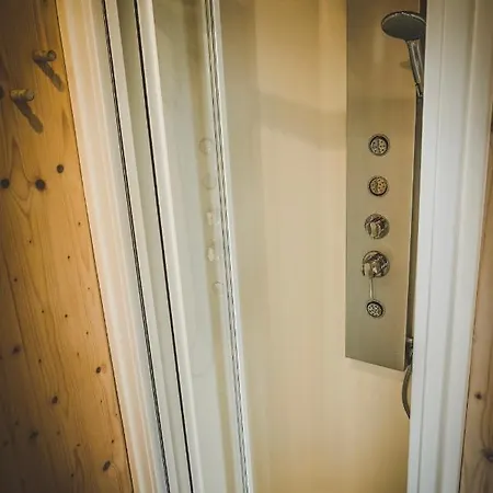 Apartmanhotel Fields Of Ellis